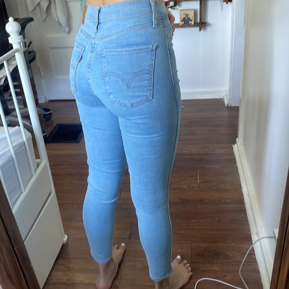 Levi’s skinny jeans
